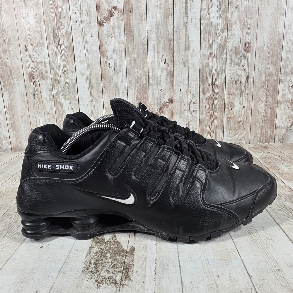 Nike Shox NZ Mens Black White Leather Running Shoes 501524-091 Size 11.5